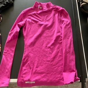 Womens Underarmour Shirt